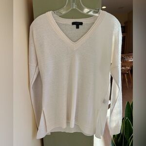 J. Crew Merino Linen Ivory Cream V-Neck Women’s Lightweight Sweater Size Medium